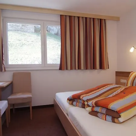 Garni Samnaun Habitación en casa particular *