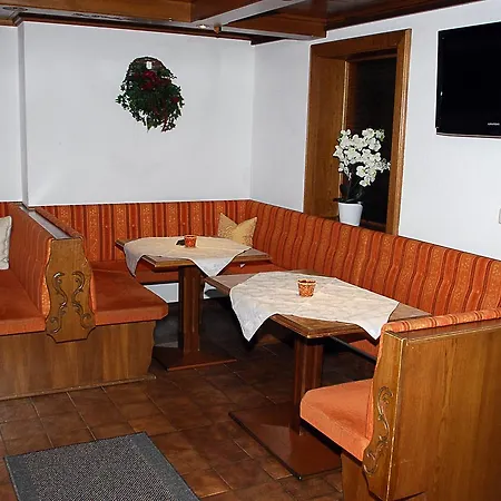 Garni Samnaun Habitación en casa particular